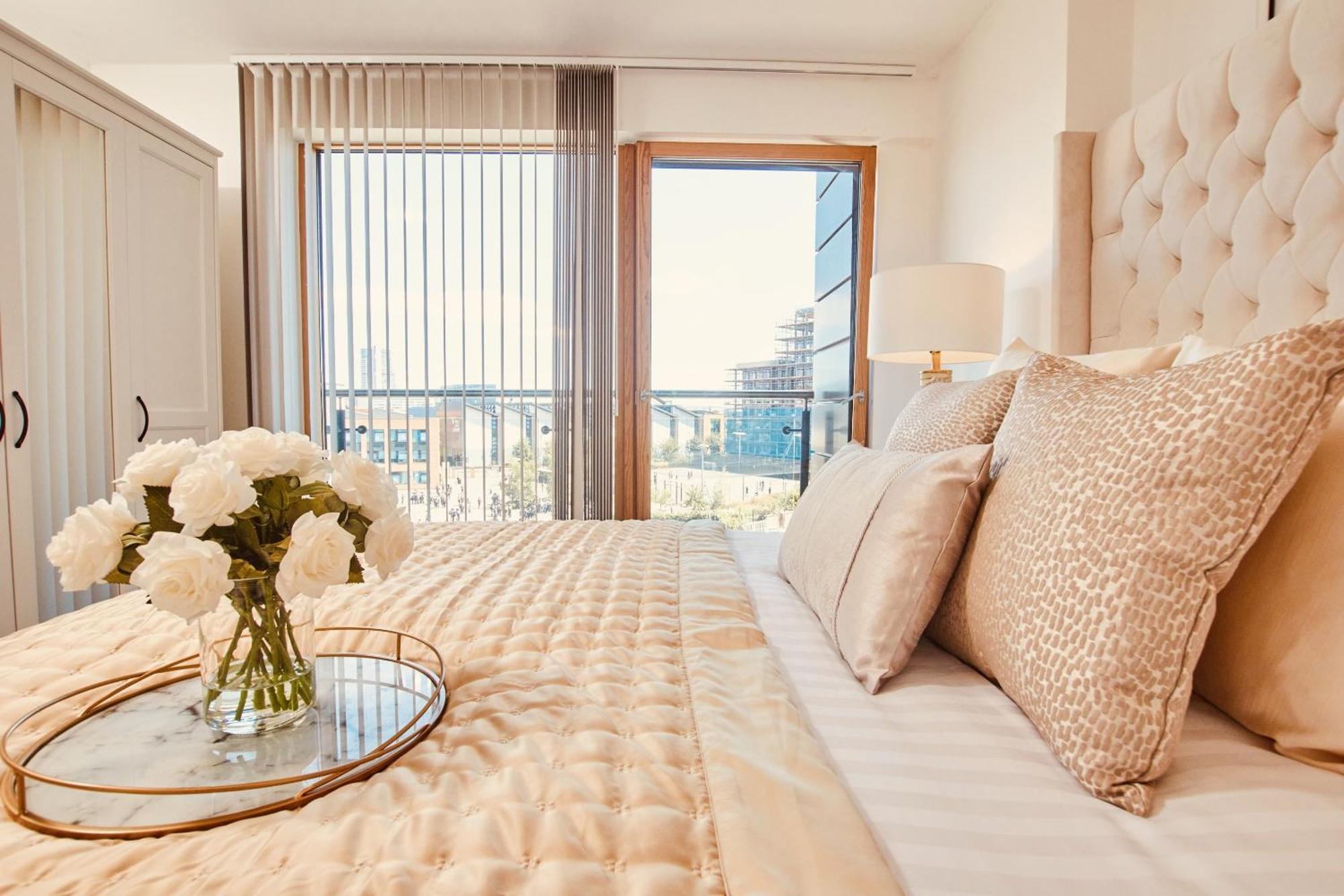 King Deluxe City Apt Large Space& Free Parking! No Balcony Leeds  Eksteriør billede